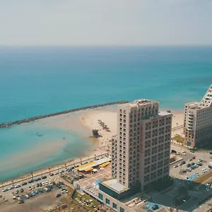  דירה מגדל אלמוג - בלו ביץ' על הים