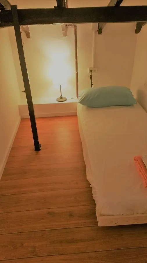 German Colony Guest House- Private And Dorm Rooms Haifa